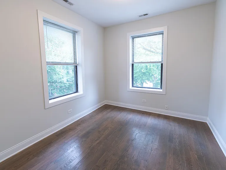 1353 W Bryn Mawr Ave #3E — Photo 11