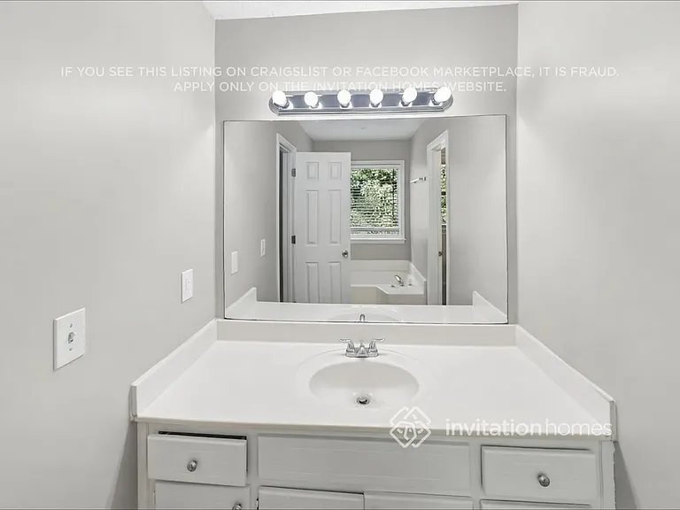 715 Saddle Shoals Dr — Photo 12