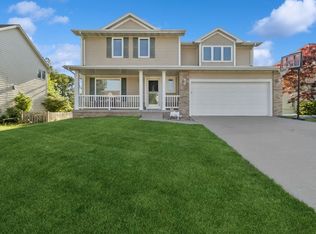 974 78th Pl, West Des Moines, IA 50266