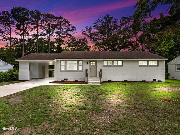 2nd image of 105 Sumpter Drive