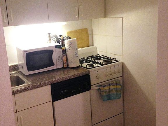 4th image of 229 E 29th St APT 5B