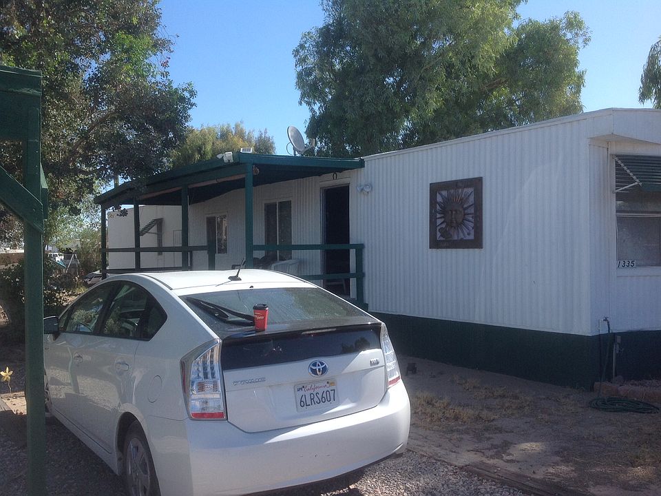 1st image of 1335 Tamarisk Dr