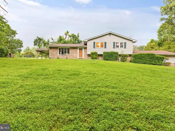 1511 Wildwood Dr, Fallston, MD 21047