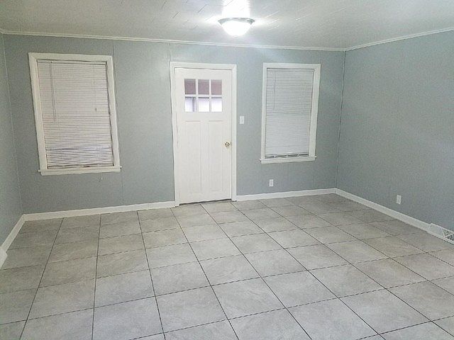 2nd image of 612 Gooding St