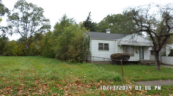 2nd image of 8269 Mansfield St