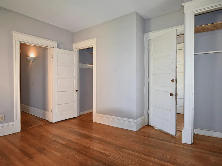 216 W Gilman St #3 — Photo 4