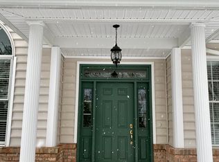 2006 Robinson Close #2006, Moosic, PA 18507