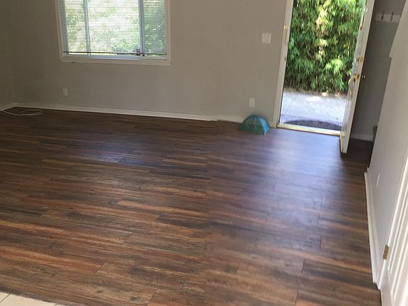 2nd image of 217 W Cota St APT 3