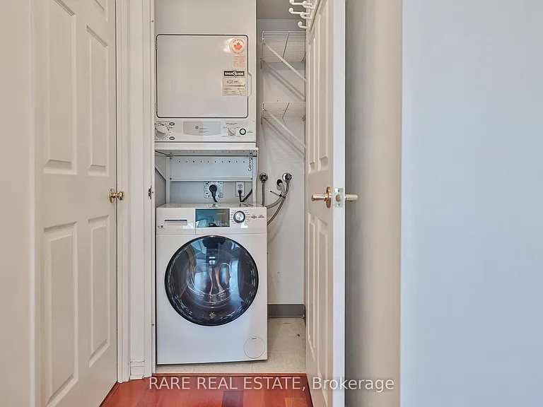 11 Lee Centre Dr #1016 — Photo 24