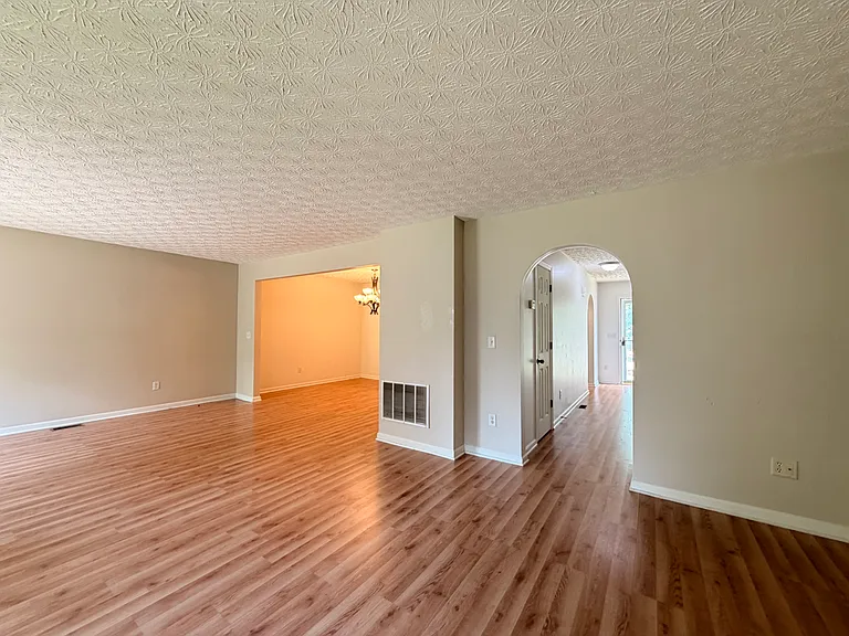 50 Tabilore Loop — Photo 8