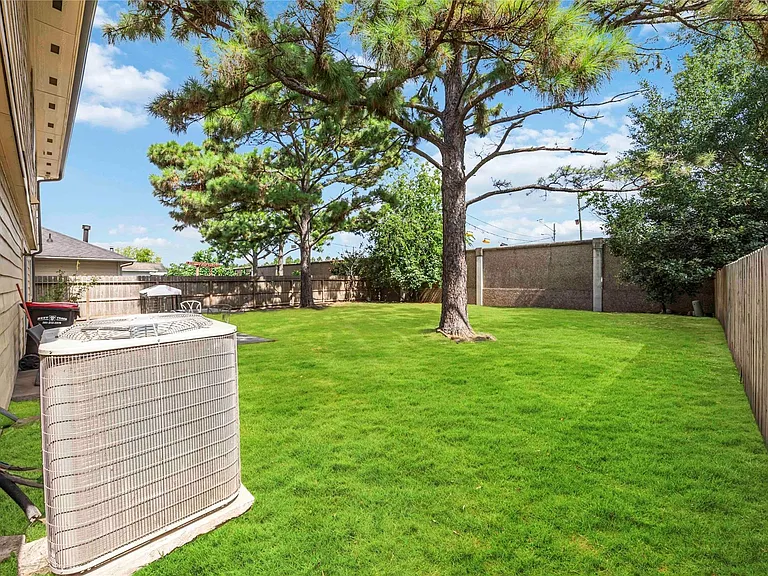 19514 Azalea Valley Dr — Photo 39