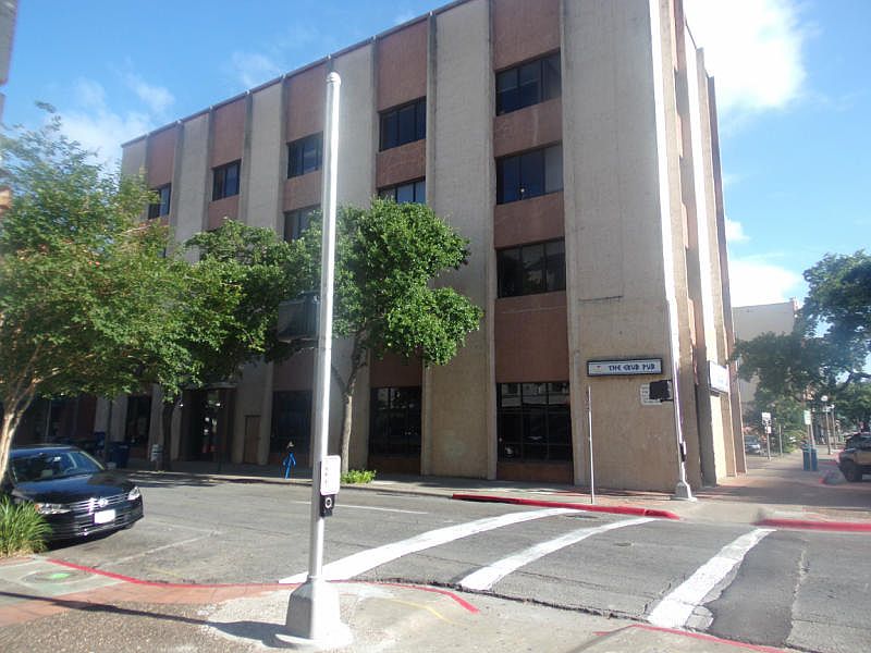 1st image of 402 Peoples St Ste 4A