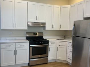 2935 W Adams St #2, Chicago, IL 60612