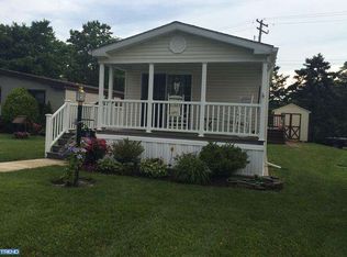 16 Woodsbluff Run, North Wales, PA