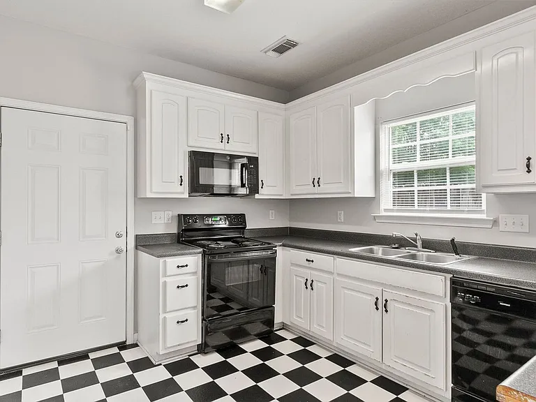 2003 Stardust Dr — Photo 16