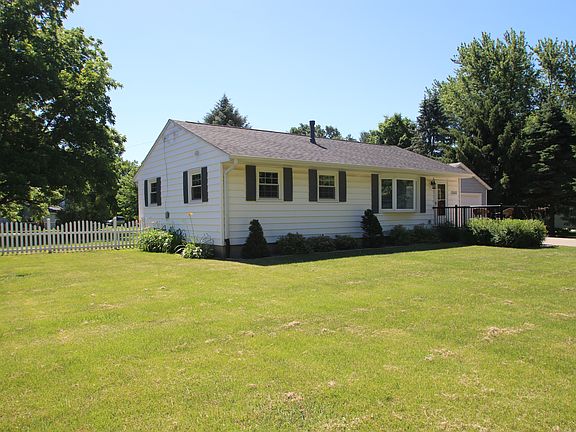 2nd image of 1350 Dixie Dr