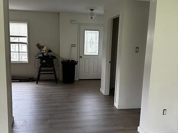 12 Hickory Ter, Wellsboro, PA 16901