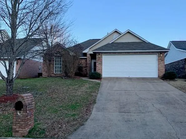 216 Crossgate St, Starkville, MS 39759