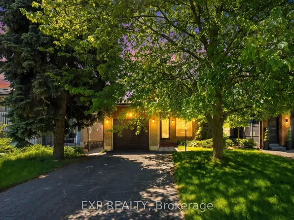 225 Invergordon Ave, Toronto, ON M1S 3Z1