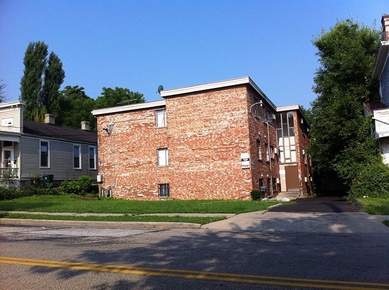 1st image of 2635 Stanton Ave APT 8