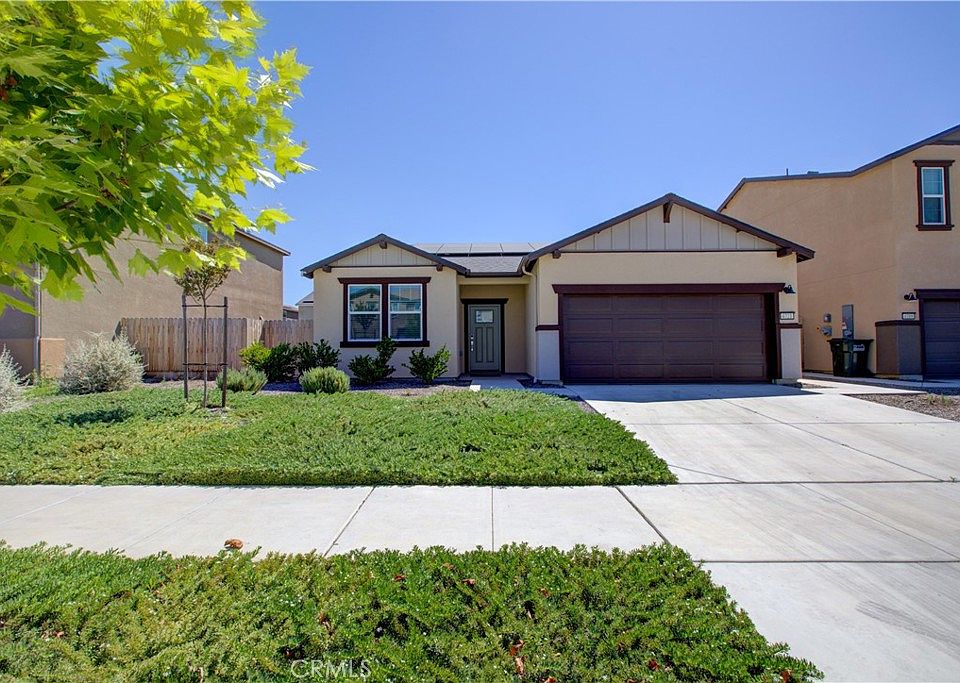 1st image of 4721 Athena Dr