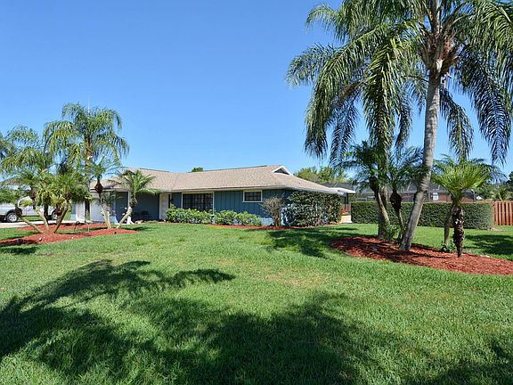 3rd image of 2041 SE Westmoreland Boulevard