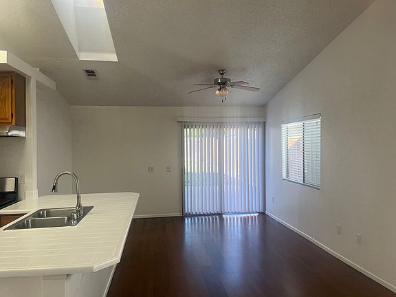 4th image of 29740 Saint Andrews Ct