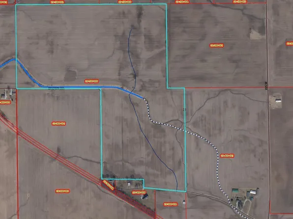 2900 W Brown Rd, Rushville, IN 46173