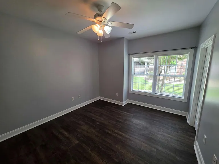 2065 Silvercrest Dr #D — Photo 10