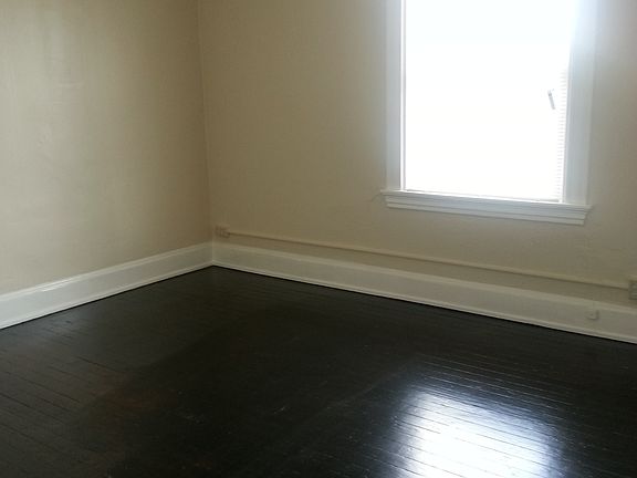 3rd image of 4426 Glenway Ave