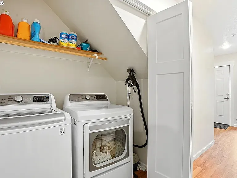 427 Harris Ln — Photo 19