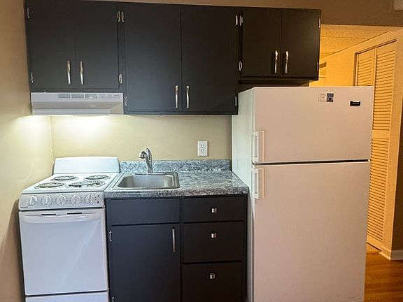 2nd image of 1700 Clinch Ave APT 316