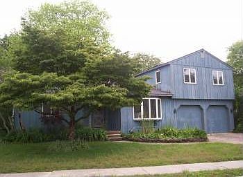 2nd image of 500 Pierce Ave