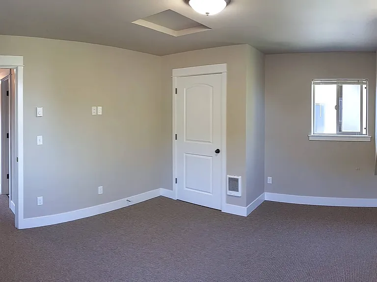 #4 - Bedroom 4 #4 - Bedroom 4