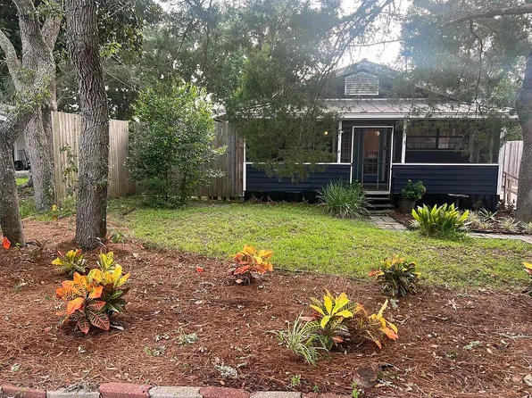 521 2nd Ave, Destin, FL 32541