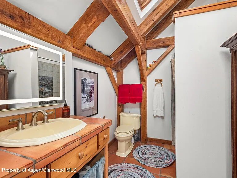 927 Red Mountain Rd — Photo 21