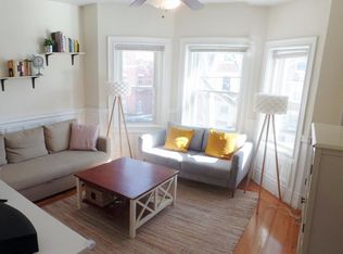389 Harvard St #2R, Brookline, MA 02446