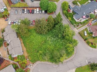 8353 Hennings Dr, Stanwood, WA