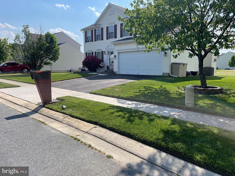 1st image of 1307 Nautical Cir