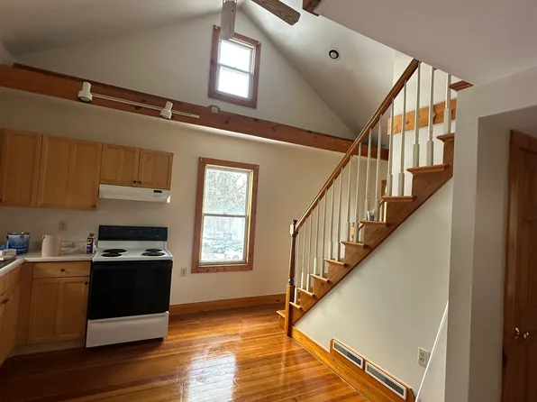 170 Main St #E, Deep River, CT 06417