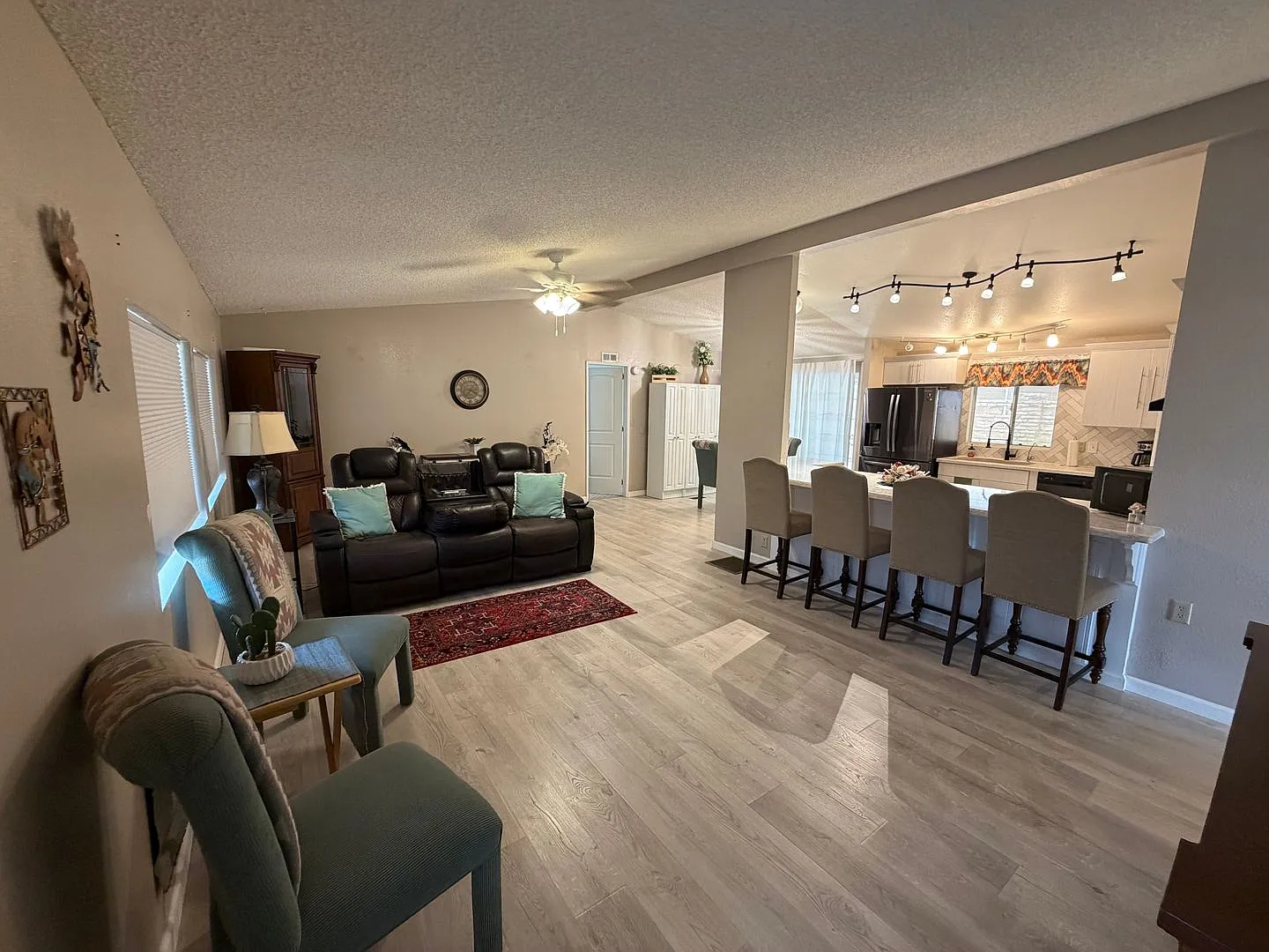 Furnished Home With Solar In The Foothills! — Photo 4