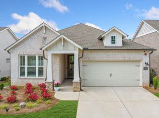 209 Floral Valley Dr, Woodstock, GA 30188