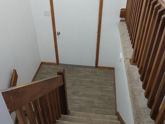 4th image of 2619 Woodlawn Ave