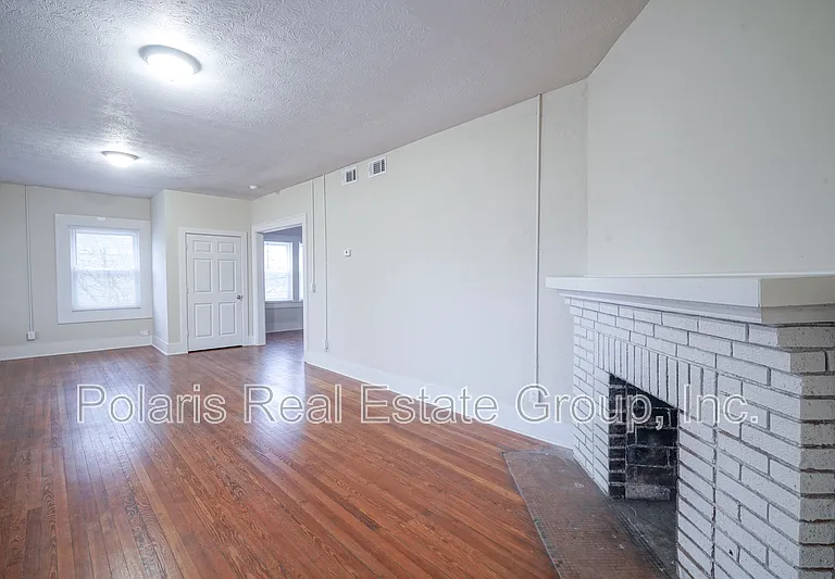 208 W Williams St — Photo 7