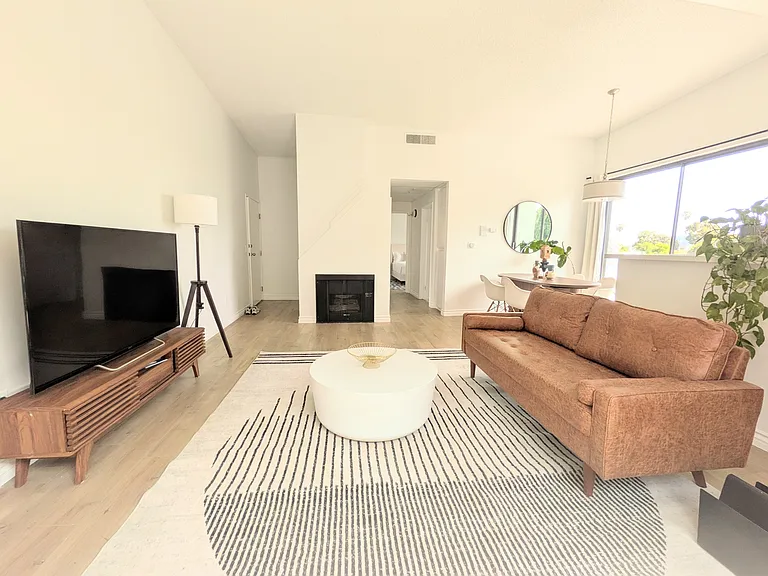 2584 S Centinela Ave #7 — Photo 4