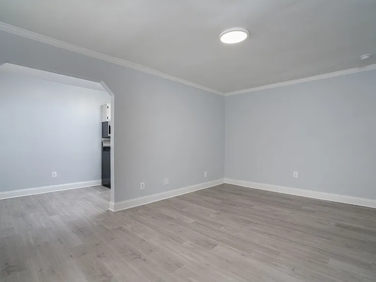 939 Longfellow St NW #206 — Photo 4