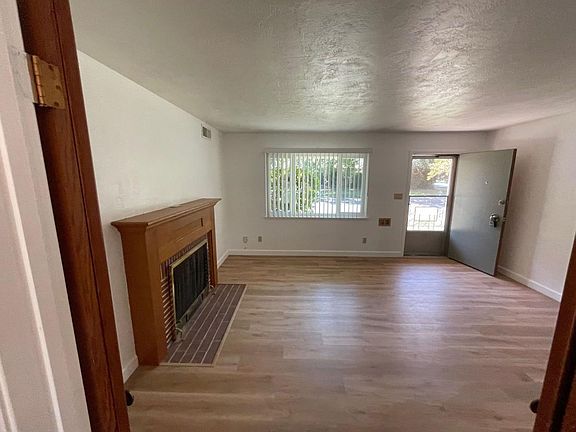 3rd image of 5401 Dorset Way