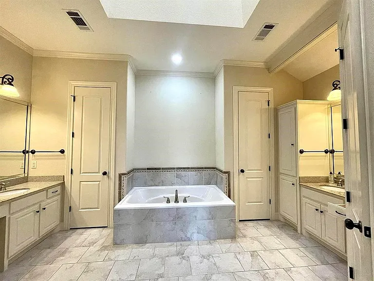 3590 Prescott Dr — Photo 13