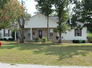 307 Highland Ridge Dr, Crossville, TN 38555