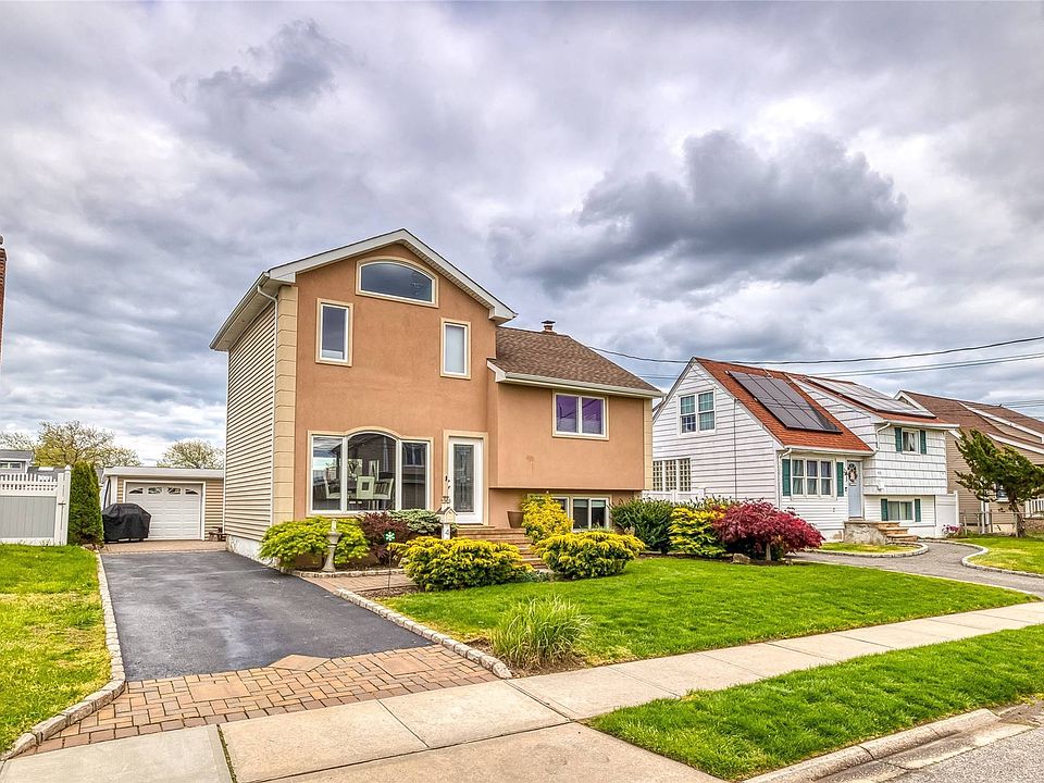 425 East Drive, Copiague, NY 11726 Zillow